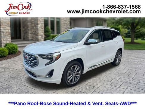 Used 2020 GMC Terrain Denali w/ Denali Premium Package AWD/4WD image 1