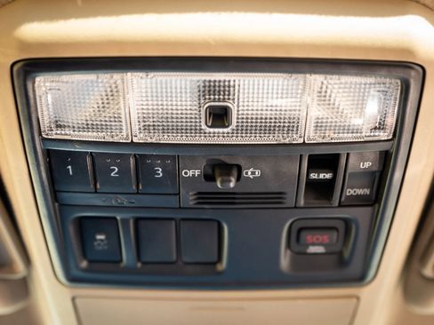 Used 2014 Toyota 4Runner Limited image 45