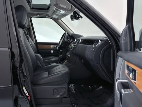 Used 2013 Land Rover LR4 HSE image 25