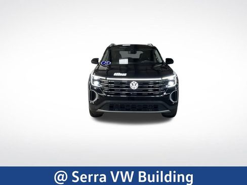 Used 2025 Volkswagen Atlas SEL image 9