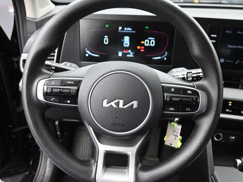 Used 2025 Kia Sportage LX AWD/4WD image 17