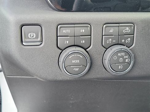 New 2026 Chevrolet Silverado 2500 LT w/ All Star Edition image 17