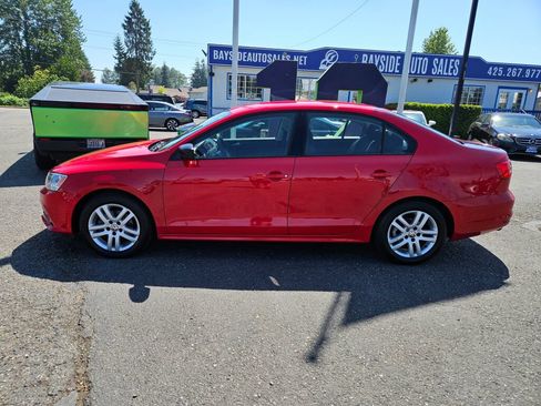 Used 2015 Volkswagen Jetta S w/ Welcome Package FWD image 2