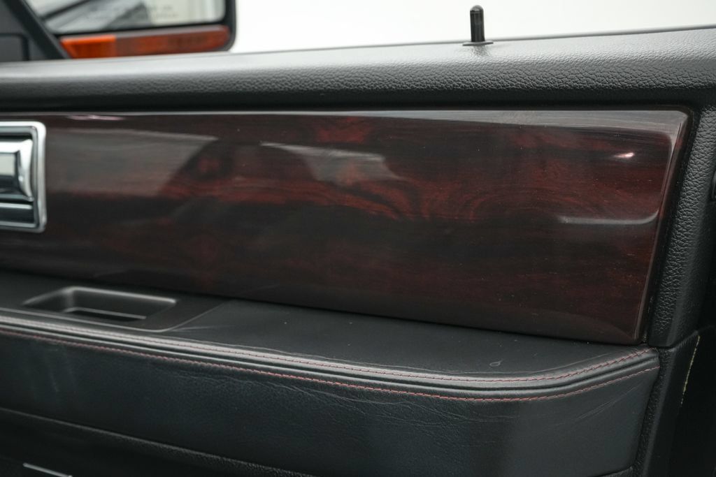 Used 2017 Lincoln Navigator L Reserve AWD/4WD image 30
