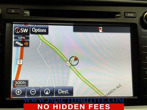 Used 2017 Toyota Highlander Limited image 27