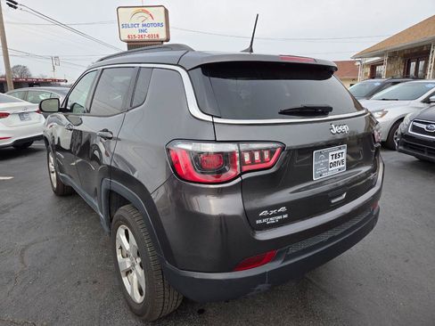 Used 2018 Jeep Compass Latitude w/ Popular Equipment Group image 4