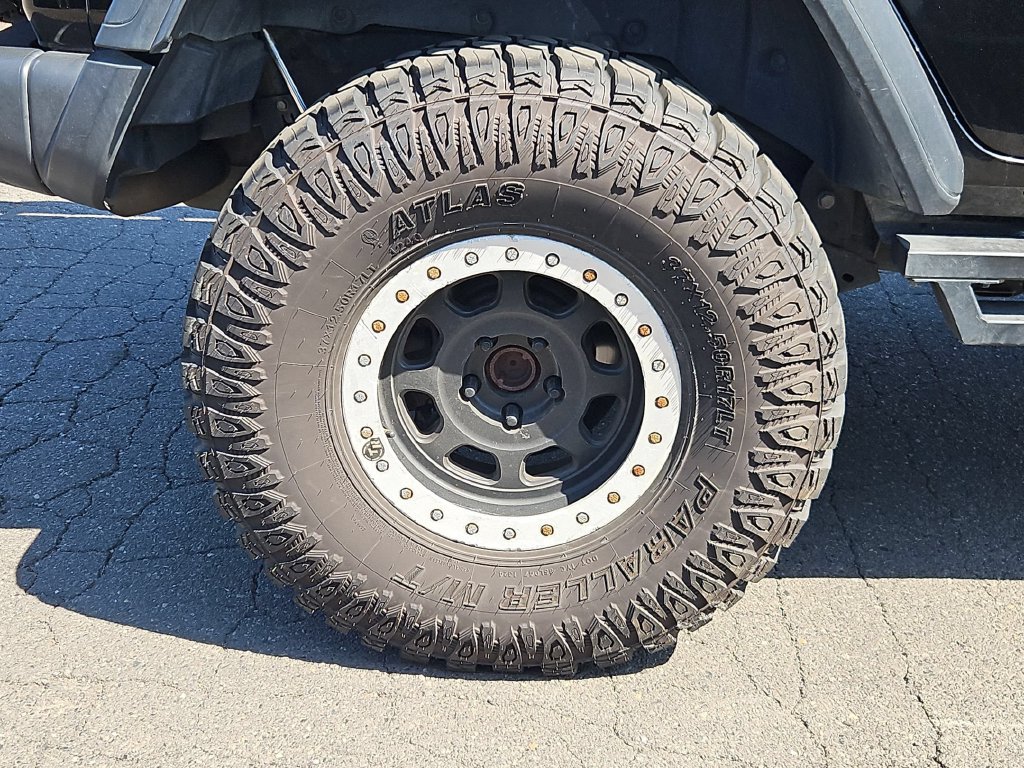 Used 2021 Jeep Wrangler Unlimited Rubicon AWD/4WD image 9