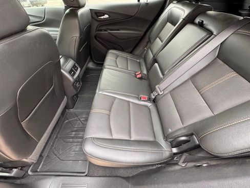 Used 2023 Chevrolet Equinox Premier image 10