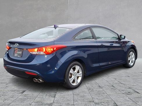 Used 2013 Hyundai Elantra image 12