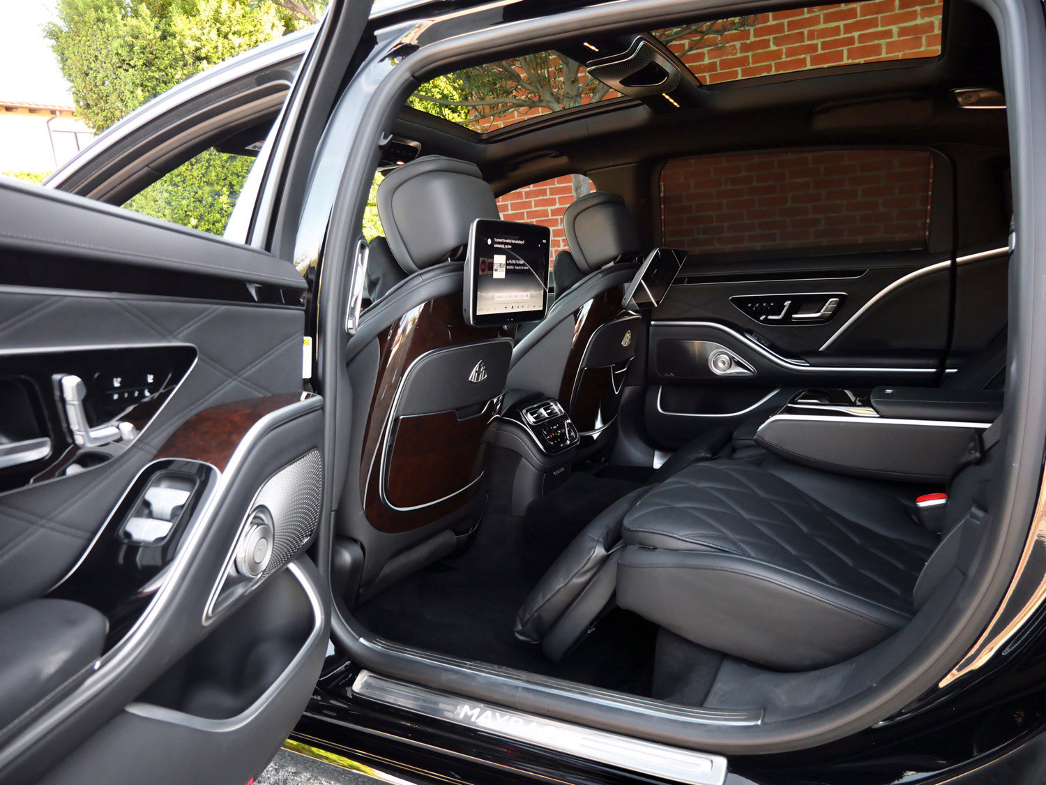 Used 2024 Mercedes-Benz Maybach S 580 4MATIC image 22