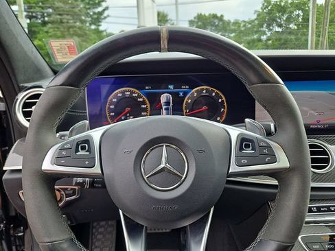 Used 2018 Mercedes-Benz E 63 AMG S image 21