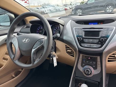 Used 2013 Hyundai Elantra GLS image 6