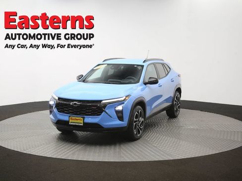 Used 2024 Chevrolet Trax RS w/ Driver Confidence Package FWD image 54