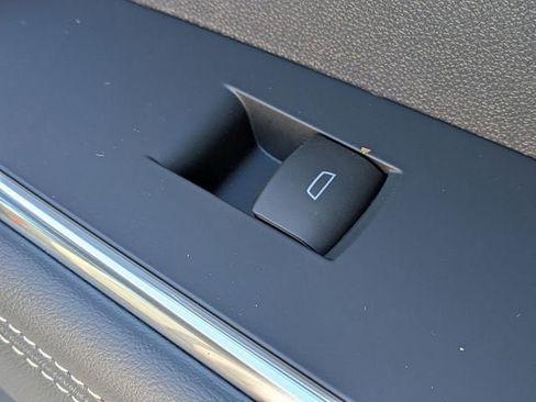 New 2026 GMC Acadia Elevation w/ Elevation Premium Package image 38