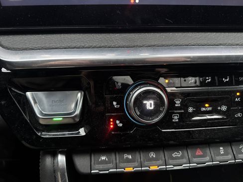 Used 2022 GMC Sierra 1500 Denali image 28