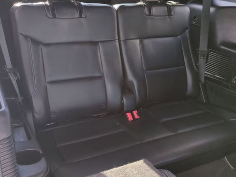 Used 2020 Ford Explorer ST w/ ST Street Pack image 21