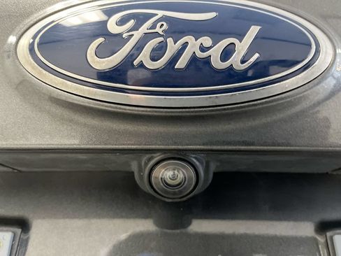 Used 2019 Ford Escape SEL AWD/4WD image 12