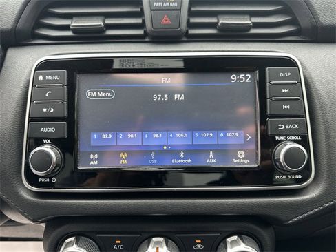 Used 2021 Nissan Versa S image 16