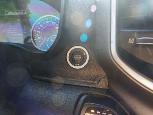 Used 2020 RAM 1500 Lone Star AWD/4WD image 25