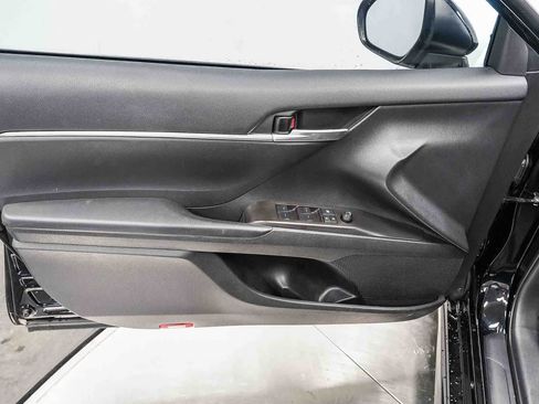 Used 2023 Toyota Camry SE FWD image 21