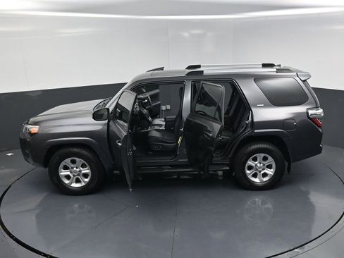 Used 2019 Toyota 4Runner SR5 Premium RWD image 29