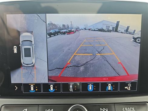 Certified 2020 Chevrolet Blazer LT w/ Sound & Technology Package image 29