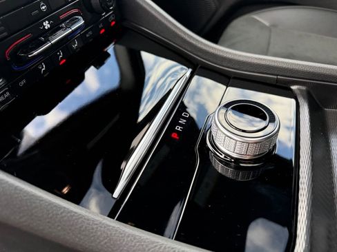 New 2025 Jeep Grand Cherokee Laredo image 24