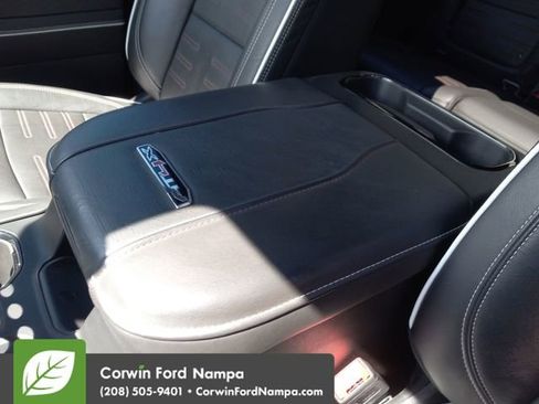 Used 2024 GMC Sierra 2500 AT4X image 18