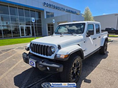 Used 2025 Jeep Gladiator Sport