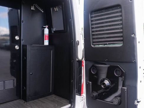 Used 2020 Mercedes-Benz Sprinter 3500 image 96