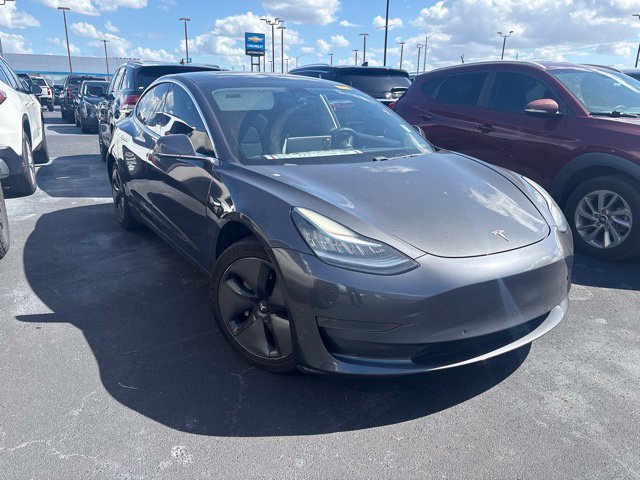 Used 2019 Tesla Model 3 Standard Range RWD image 3
