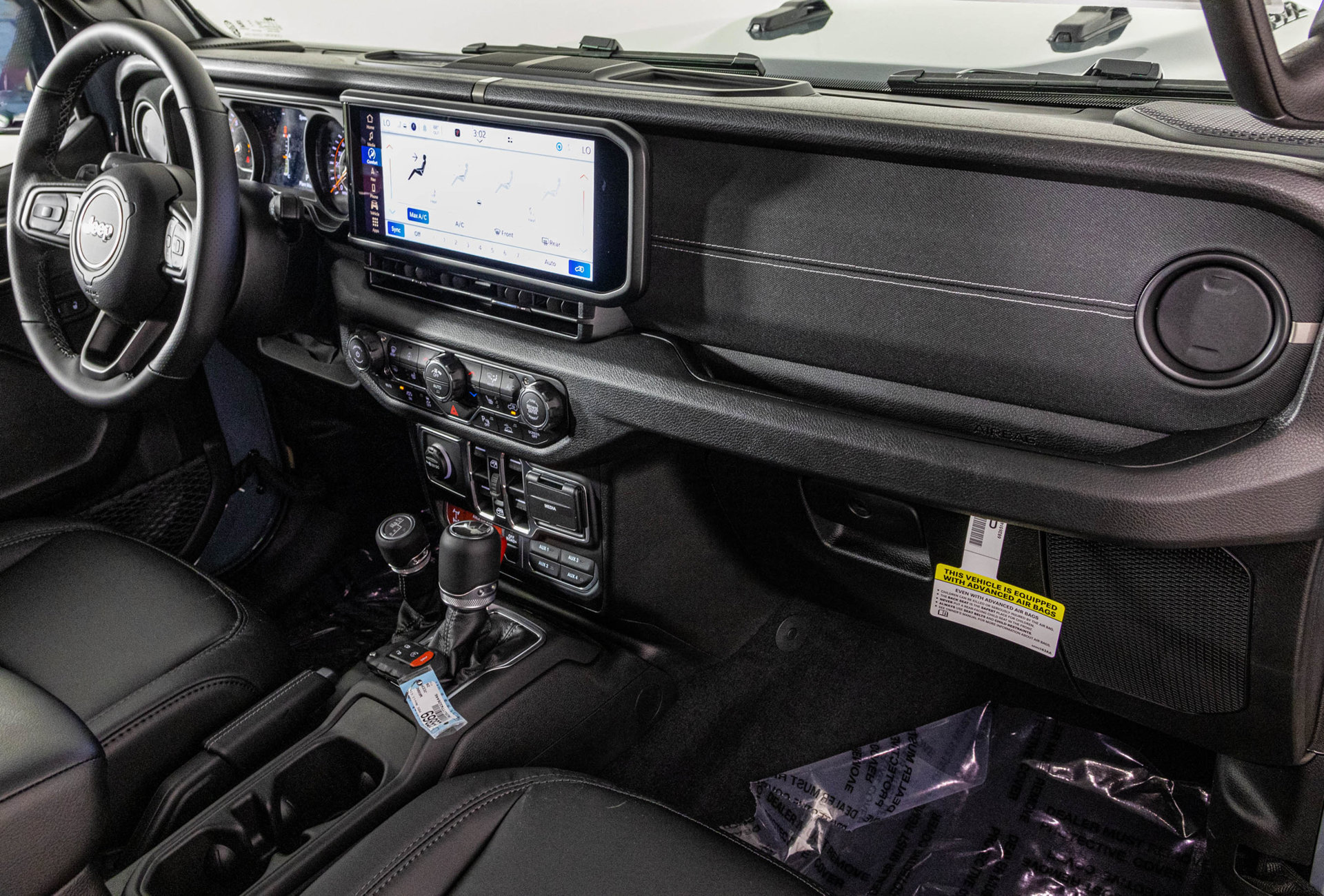 New 2026 Jeep Wrangler Unlimited Rubicon 392 w/ Dual Top Group AWD/4WD image 38