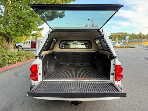 Used 2006 Dodge Dakota SLT w/ Sport Appearance Group image 12