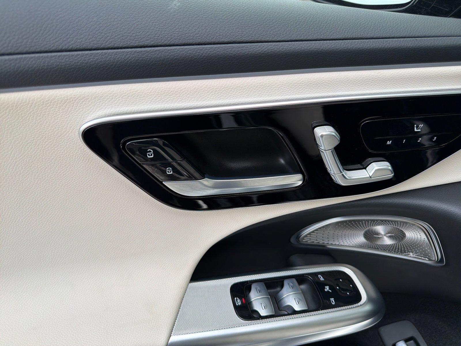 Certified 2024 Mercedes-Benz E 450 4MATIC Sedan image 10