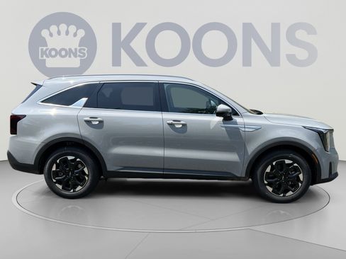 New 2026 Kia Sorento S w/ S Panoramic Sunroof Package FWD image 8