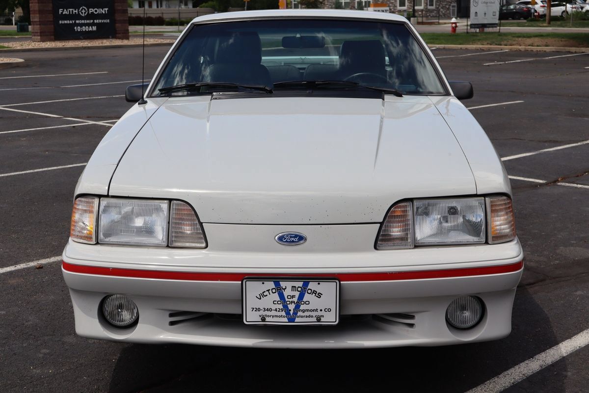 Used 1988 Ford Mustang GT RWD image 12