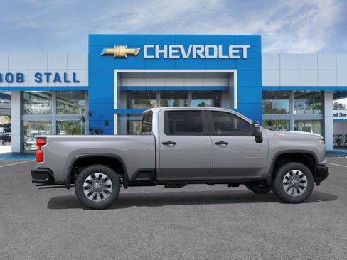 Used 2026 Chevrolet Silverado 2500 Custom w/ Z71 Off-Road Package AWD/4WD image 5