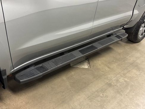 Used 2023 Chevrolet Silverado 1500 LT image 11