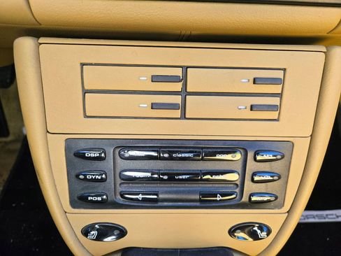 Used 2001 Porsche 911 Carrera 4 image 23