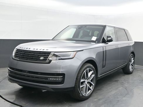New 2025 Land Rover Range Rover Long Wheelbase SE image 3