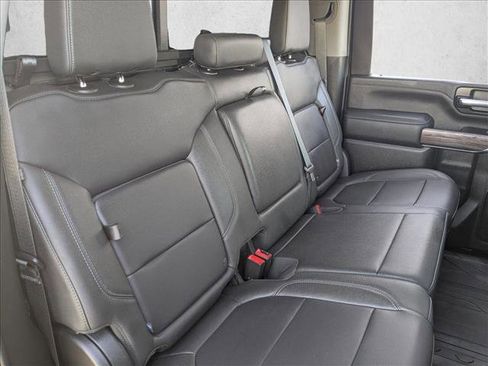 Used 2022 Chevrolet Silverado 2500 LTZ w/ LTZ Plus Package AWD/4WD image 20