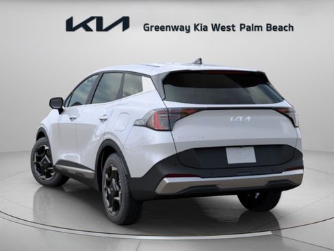 New 2026 Kia Sportage EX FWD image 5