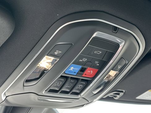 New 2026 Jeep Grand Wagoneer Limited AWD/4WD image 10
