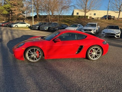 Used 2019 Porsche 718 Cayman S image 8