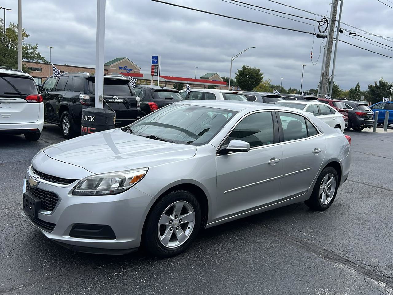 Used 2016 Chevrolet Malibu LS w/ Protection Package FWD image 2