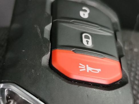 Used 2023 Jeep Wrangler Unlimited Sport image 32