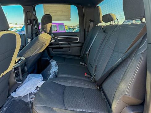 New 2026 RAM 2500 Big Horn AWD/4WD image 26