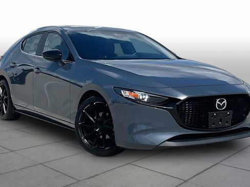 Used 2023 MAZDA MAZDA3 s FWD image 2