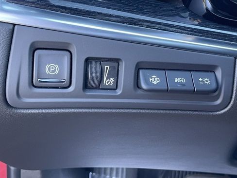 Certified 2024 Cadillac XT5 Premium Luxury w/ Technology Package image 35