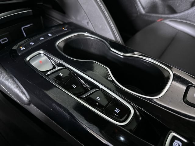 Used 2023 Buick Envision Essence w/ Sport Touring Package AWD/4WD image 16